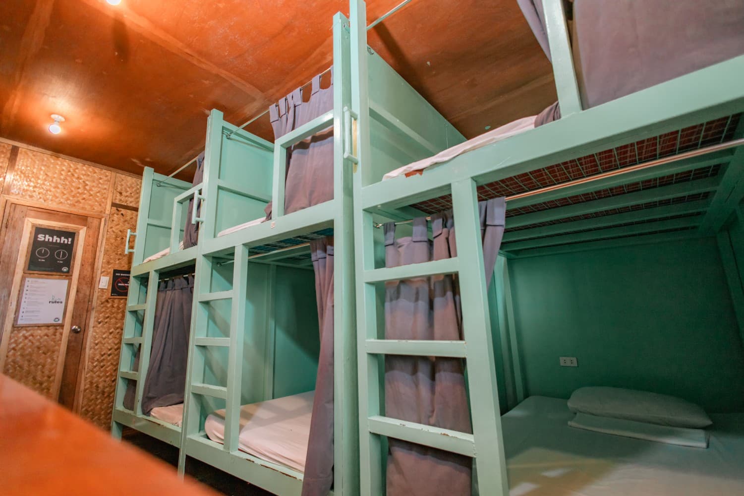 Standard 6-Bed Female Dorm