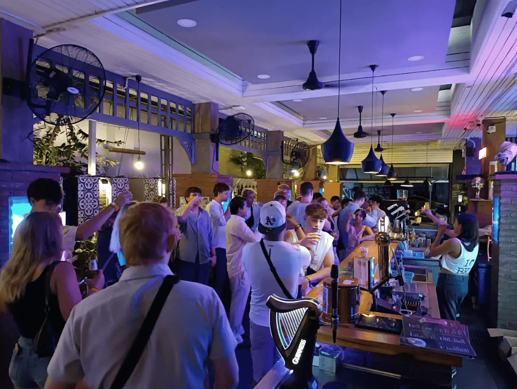 THE MEET UP @ MAD MONKEY BANGKOK — photo 11