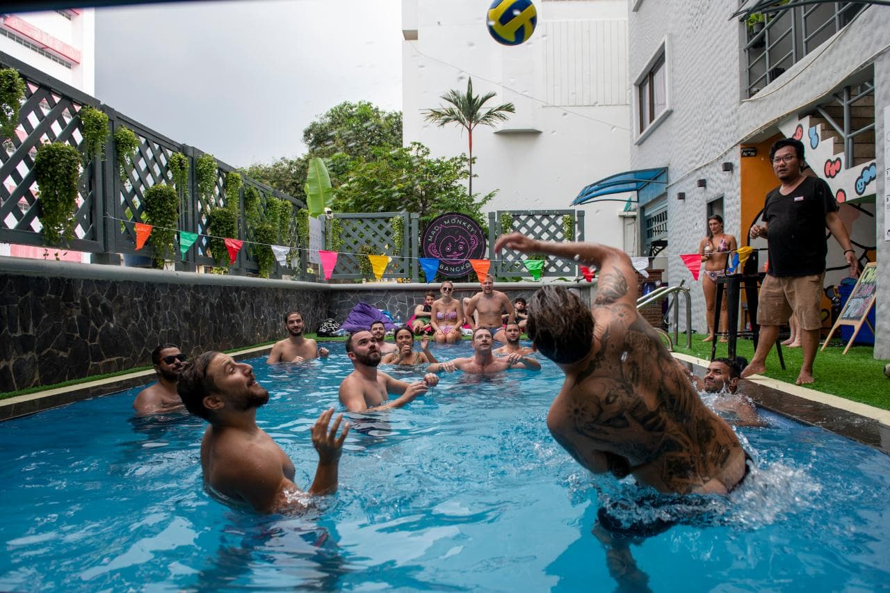 Pool Party & BBQ — photo 3