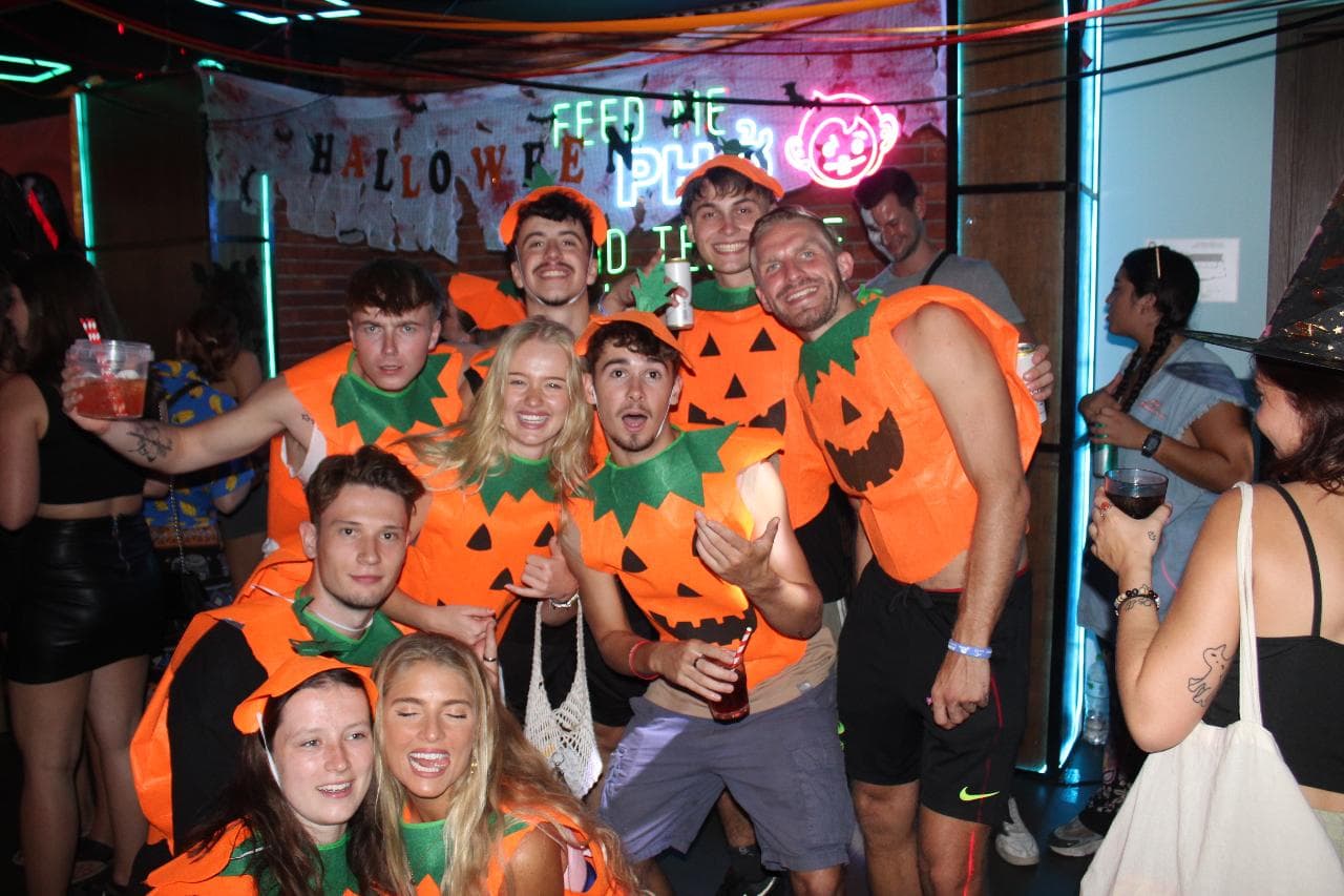 Halloween BBQ & Free Flow Party | Mad Monkey Siargao — photo 3